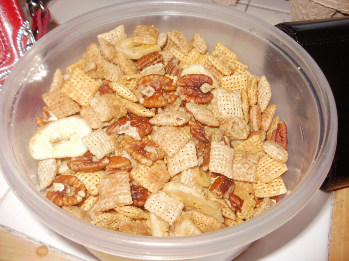 Banana Foster Nut Crunch Mix